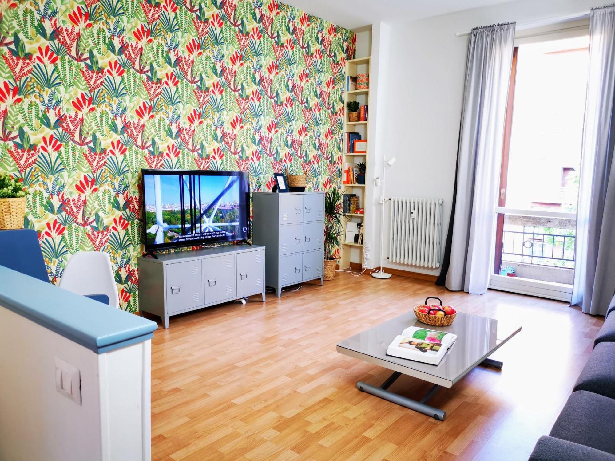 מילאנו Spacious Apartment 50 Meters From The Metro מראה חיצוני תמונה