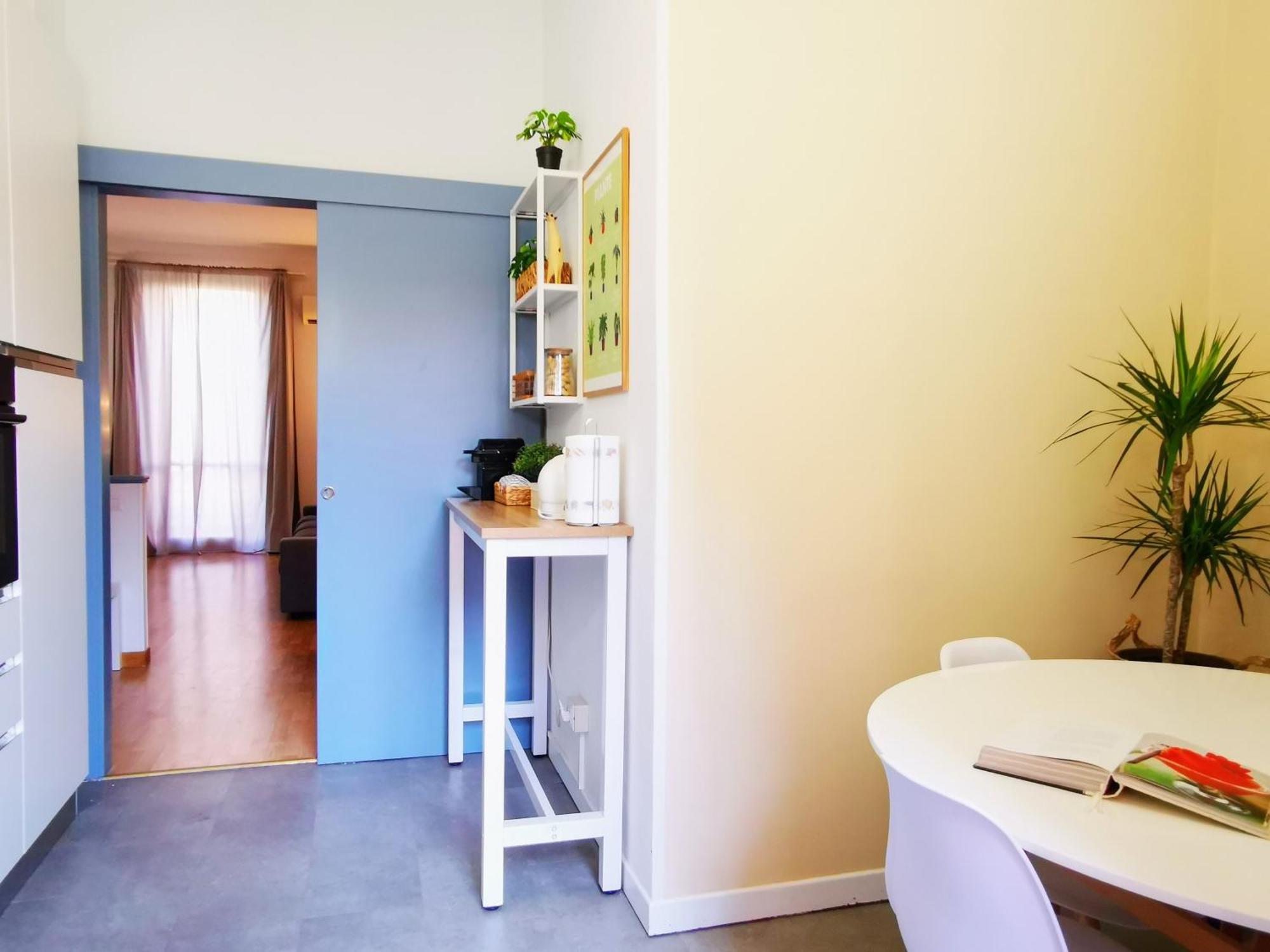 מילאנו Spacious Apartment 50 Meters From The Metro מראה חיצוני תמונה