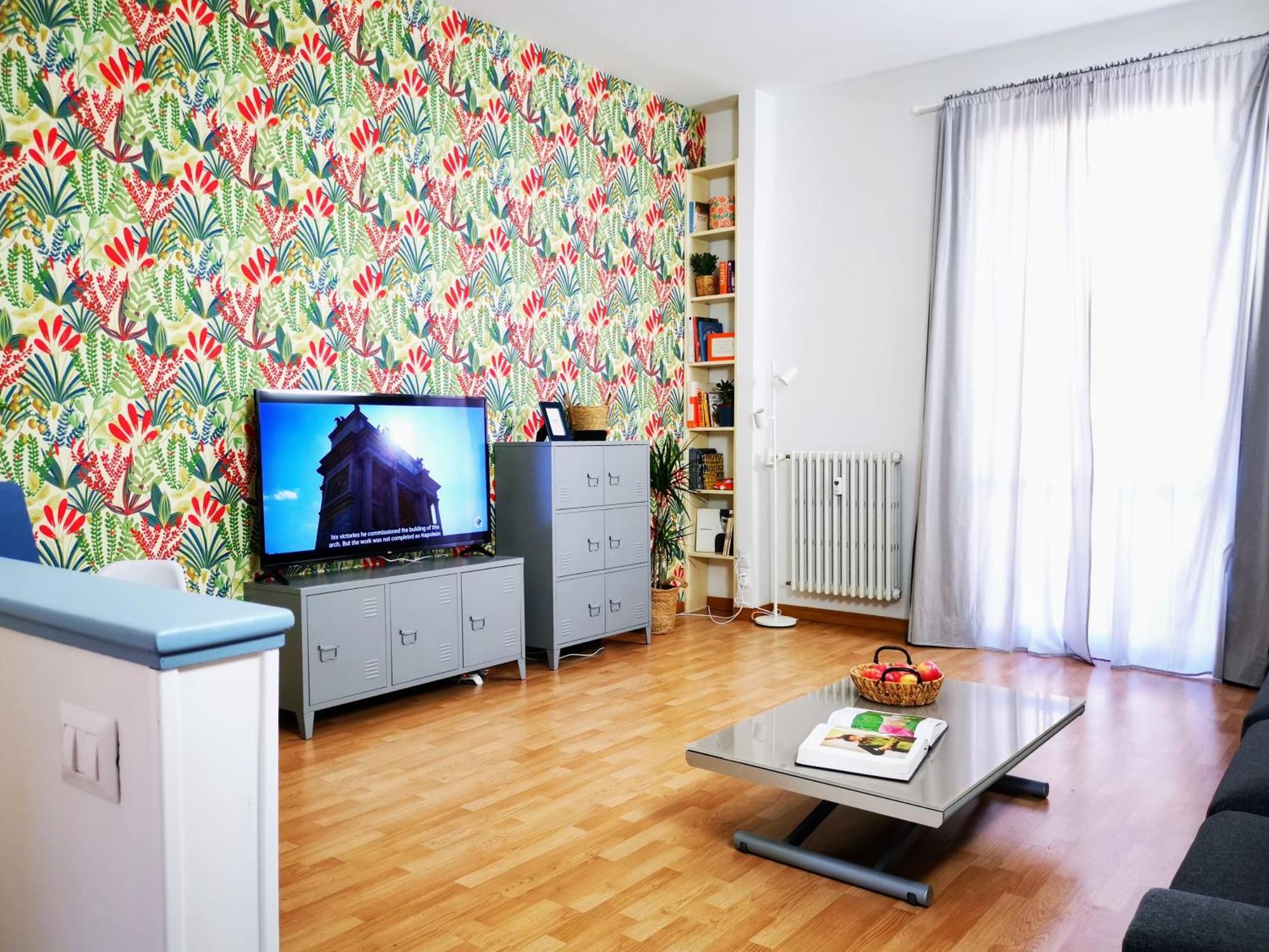 מילאנו Spacious Apartment 50 Meters From The Metro מראה חיצוני תמונה