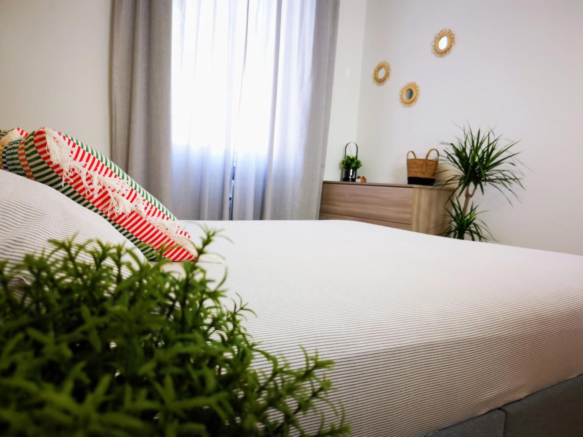 מילאנו Spacious Apartment 50 Meters From The Metro מראה חיצוני תמונה