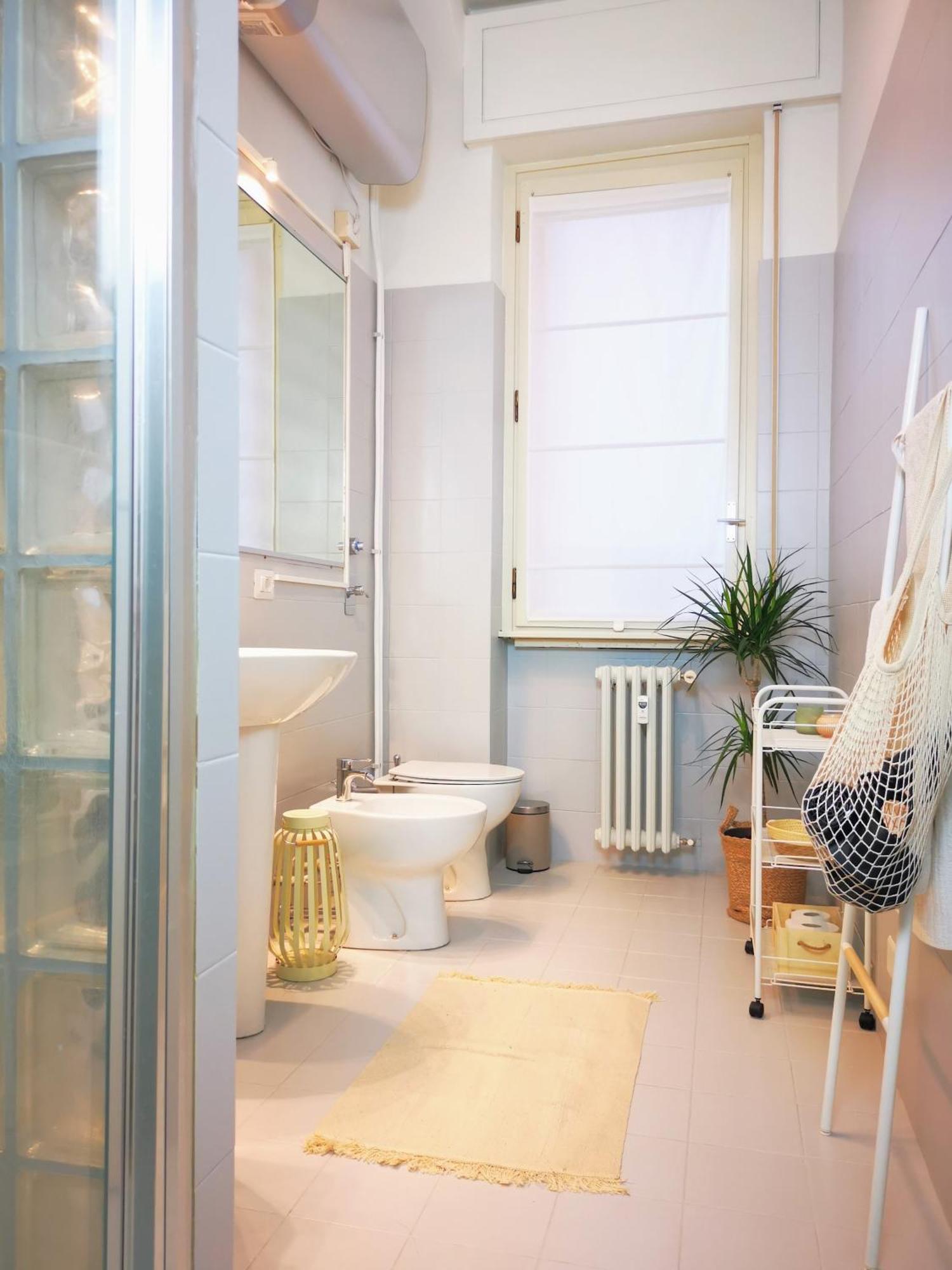 מילאנו Spacious Apartment 50 Meters From The Metro מראה חיצוני תמונה